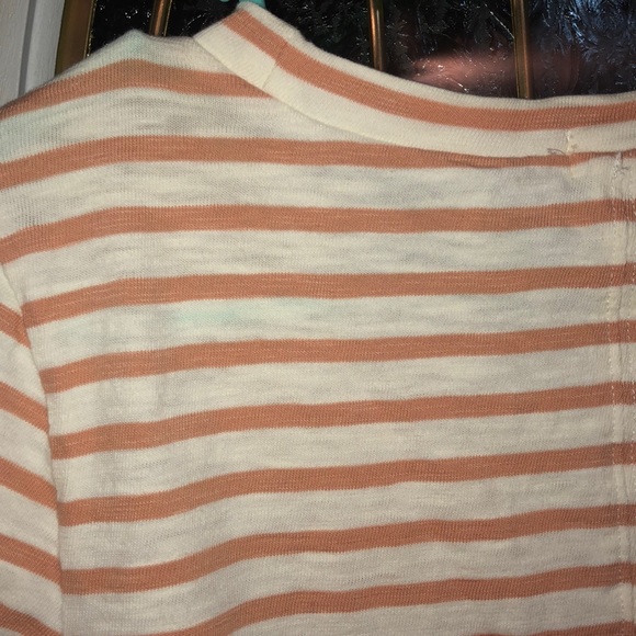 Beautiful J. Crew Top! - Picture 8 of 8